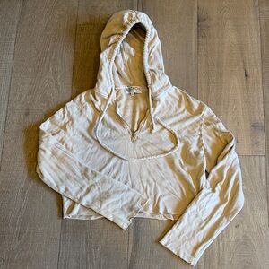 Wildfox Beige Cropped Pullover